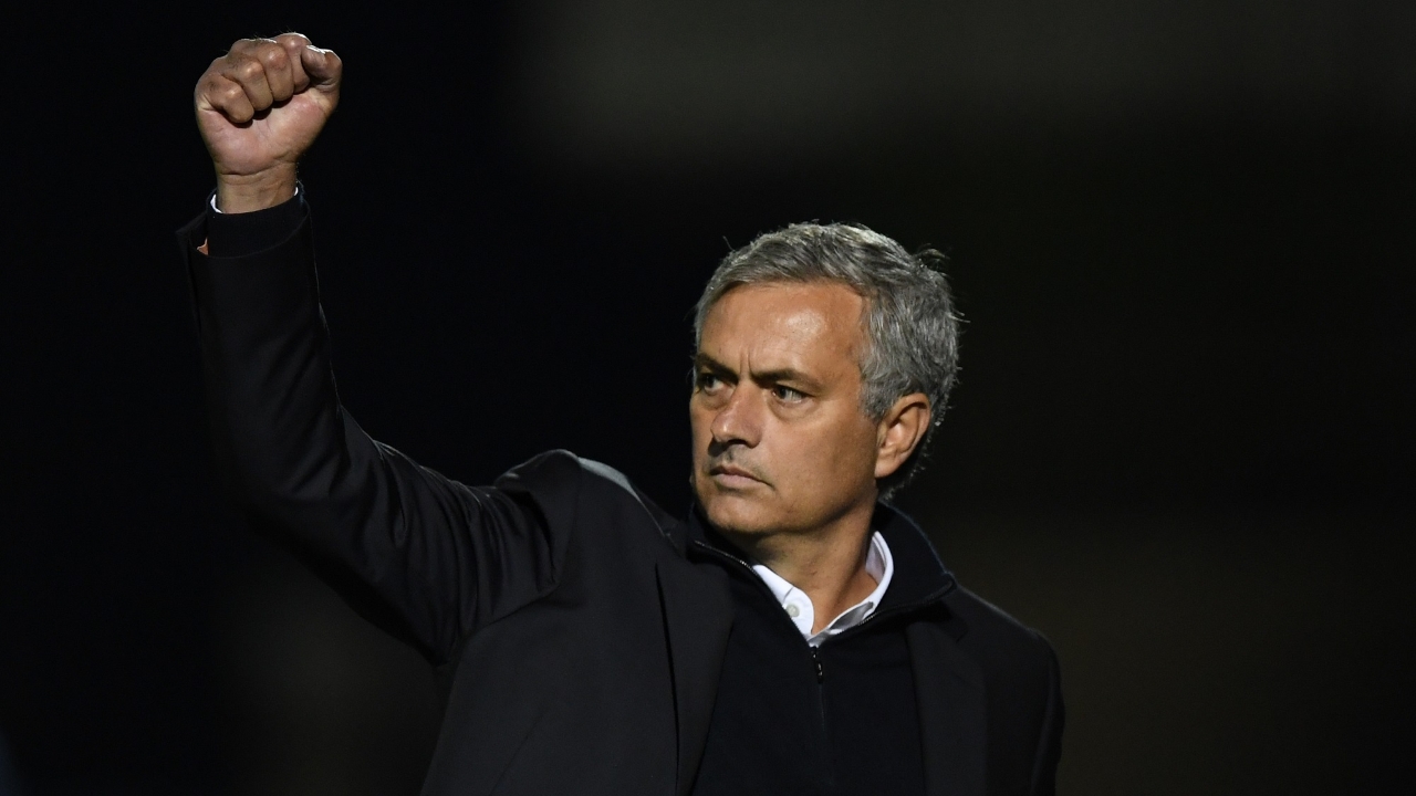 世体：戴上面具的加西亚像个超级英雄，他是弗里克的王牌球员（世体：佩戴面具的加西亚宛如超级英雄，弗里克麾下的王牌球员）