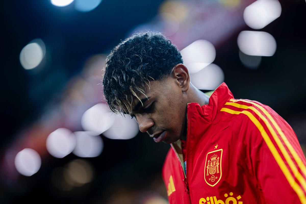 湖人詹姆斯关键封盖锁定胜局（詹姆斯制胜封盖助湖人拿下胜利）