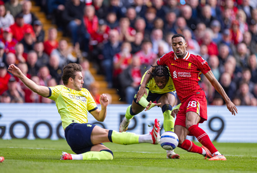 他今天的表现无可挑剔