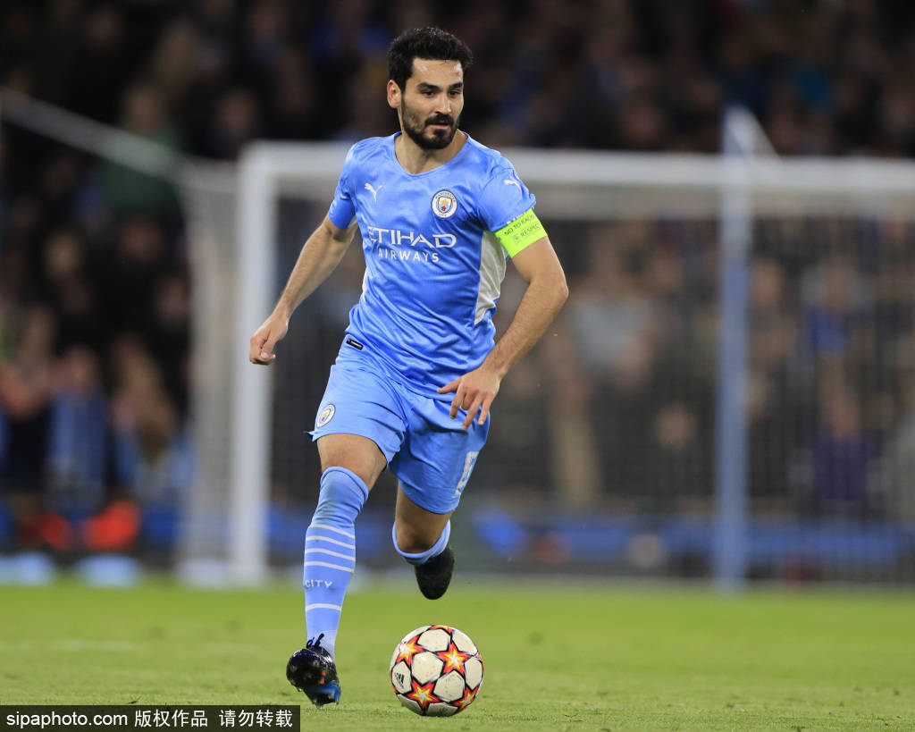 记者：兰克尔踢成都前夜溜去深圳见女友，次日回来裤裆有血（记者称兰克尔赛前行程引发质疑）