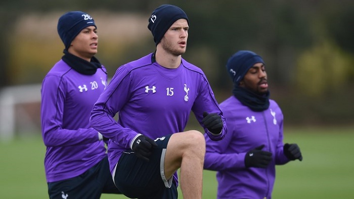 拜仁客战阿森纳名单：凯恩、奥利塞领衔，迪亚斯停赛（拜仁出征阿森纳大名单：凯恩、奥利塞压阵，迪亚斯因停赛缺席）