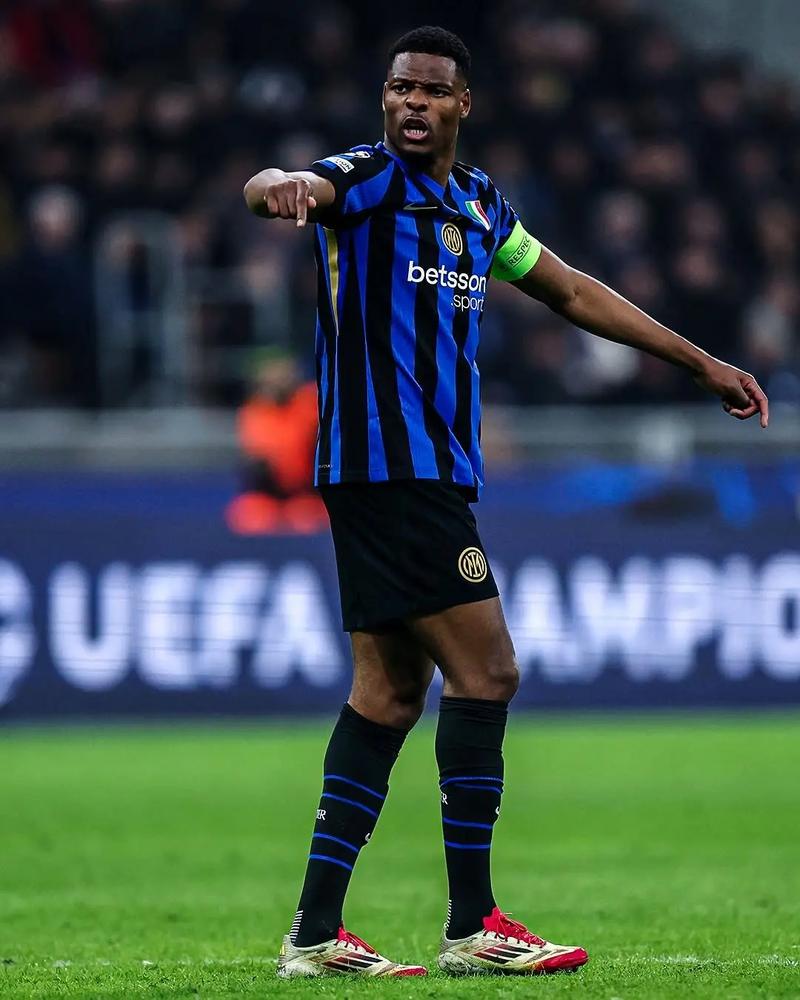 永久纪念，雷耶斯家乡为其开设博物馆