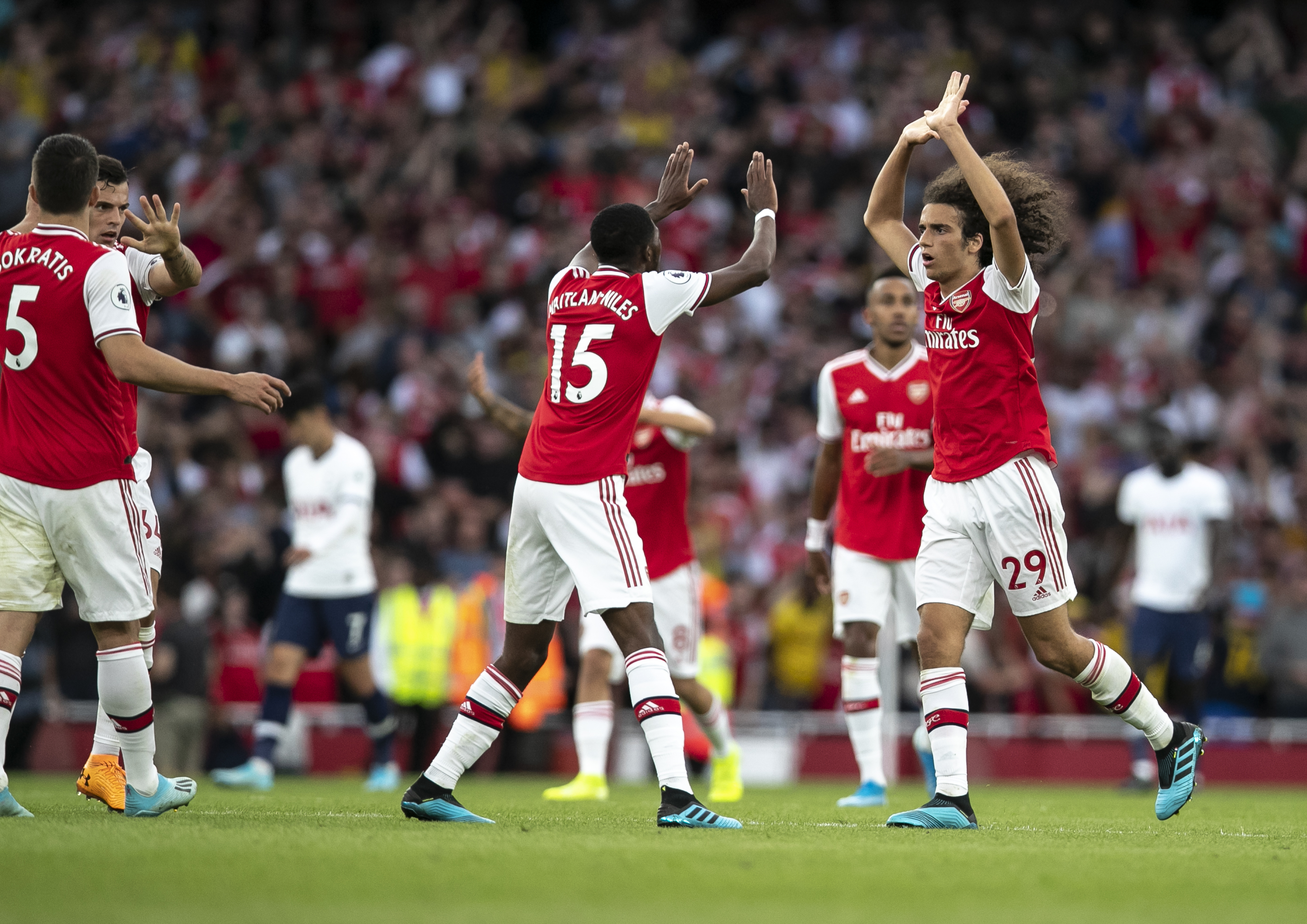 放以前就满员了，美加墨世界杯已经确认32个席位（按以往早该满额，美加墨世界杯32席位已确定）