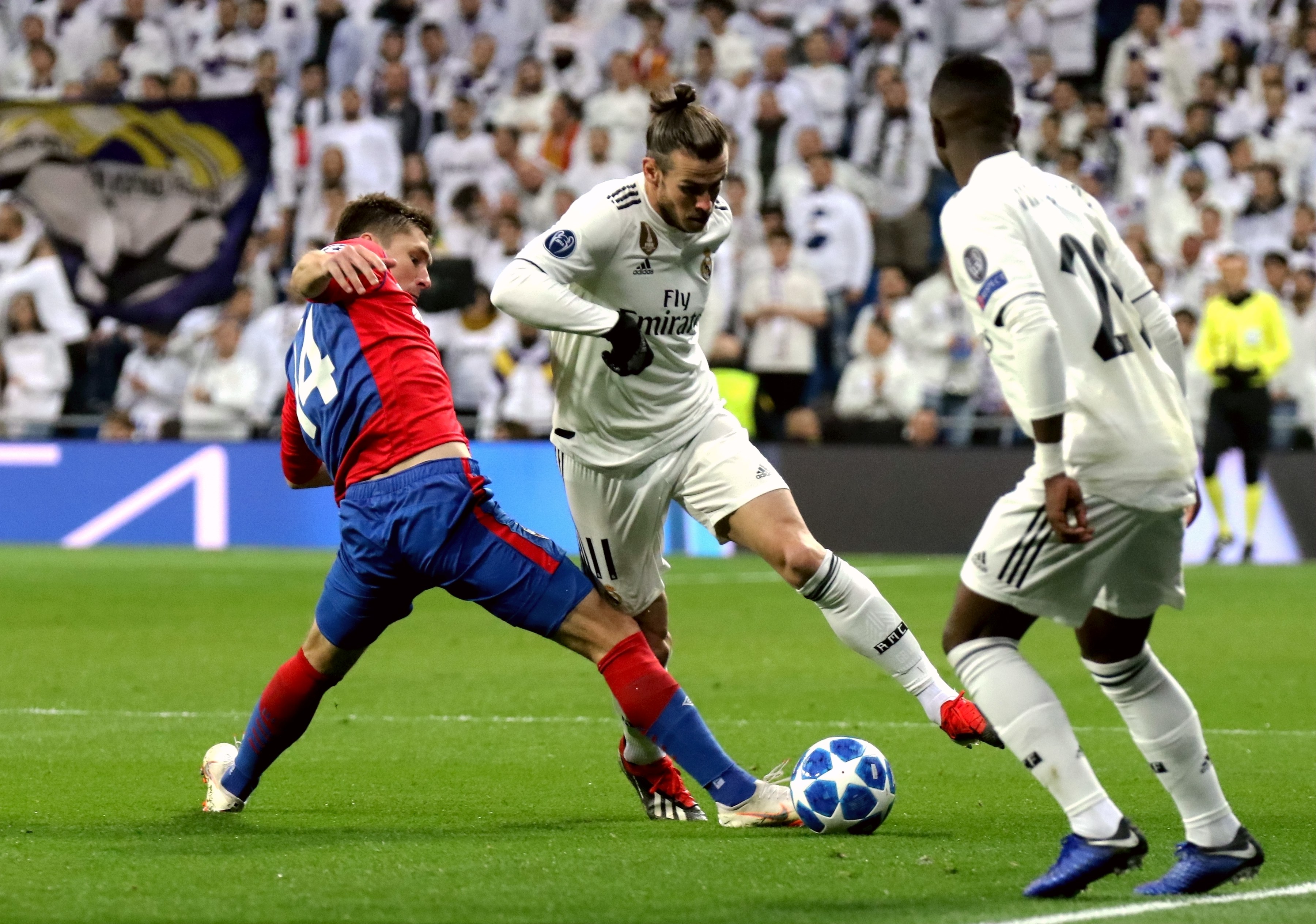 阿诺德全场25次丢失球权，为今年4月以来皇马外场球员单场纪录（阿诺德全场25次丢失球权，创今年4月以来皇马外场球员单场新高）