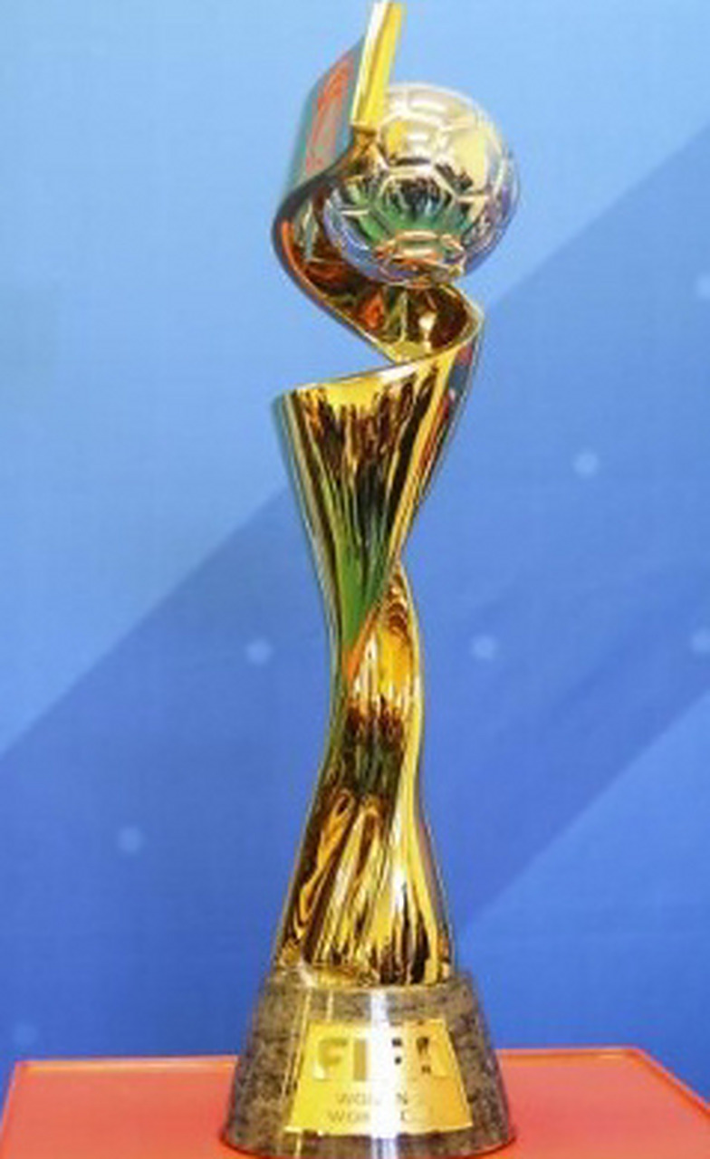 德天空：虽然桑乔愿意把薪水减半，但多特对签下他仍存疑虑