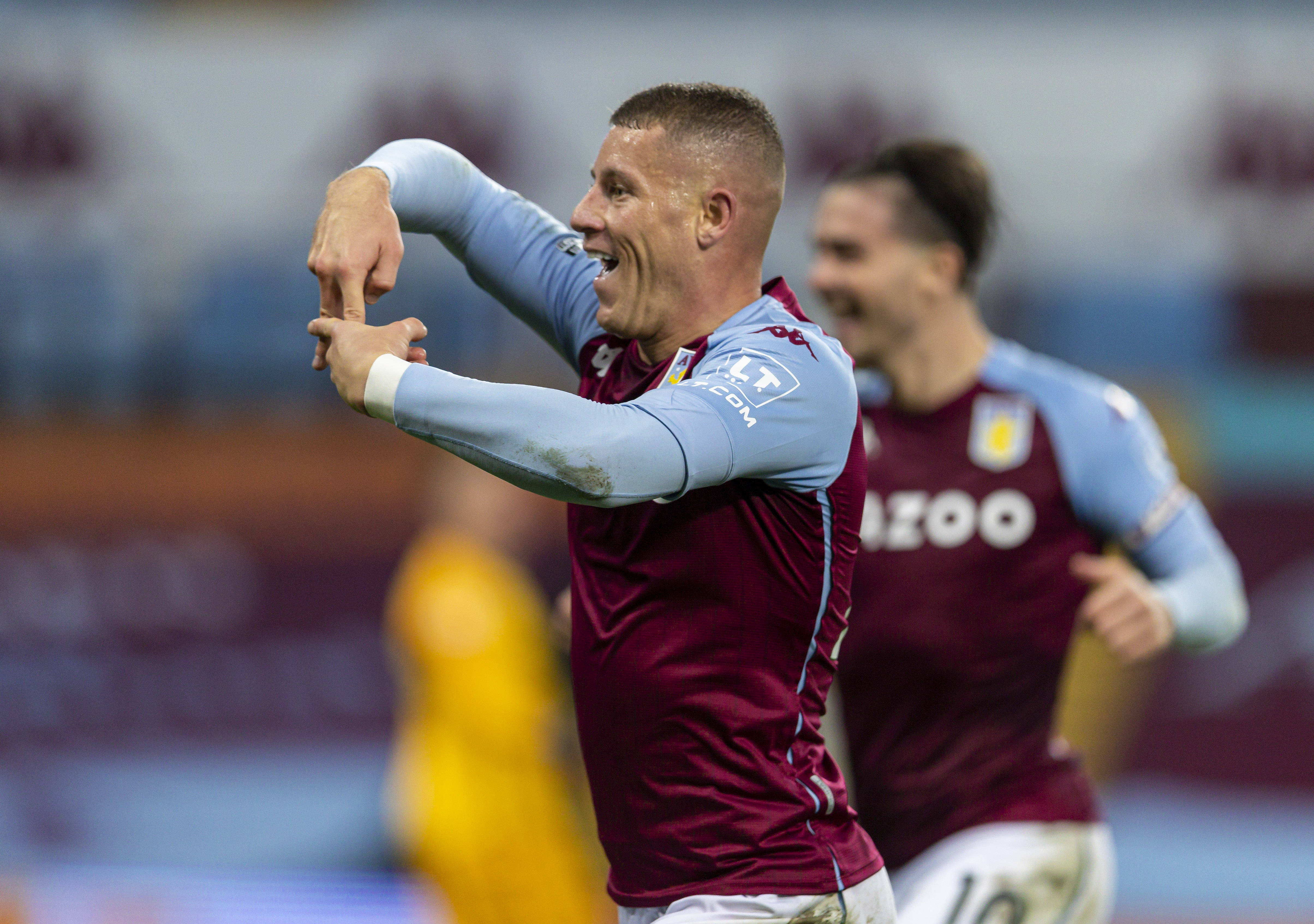 欧文突破防守助攻制胜（欧文突破重围送出致胜助攻）