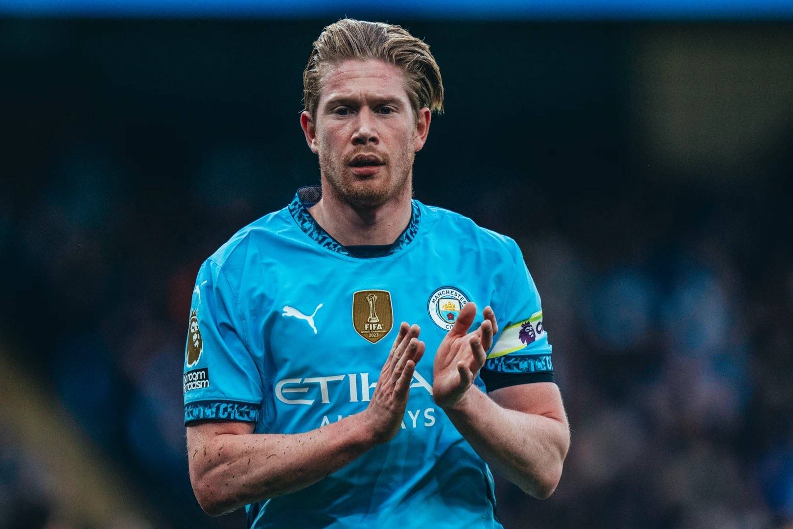 马卡：皇马密切关注科莫后卫拉蒙，英超多队也展开考察（马卡：皇马盯上科莫后卫拉蒙，英超多队亦在考察）