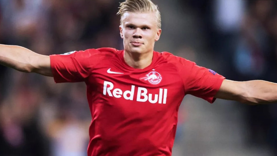 卡萨诺：孔蒂无论做什么都会被人挑刺，但那不勒斯现排名第一（卡萨诺：孔蒂做什么都有人挑刺，但那不勒斯暂居榜首）