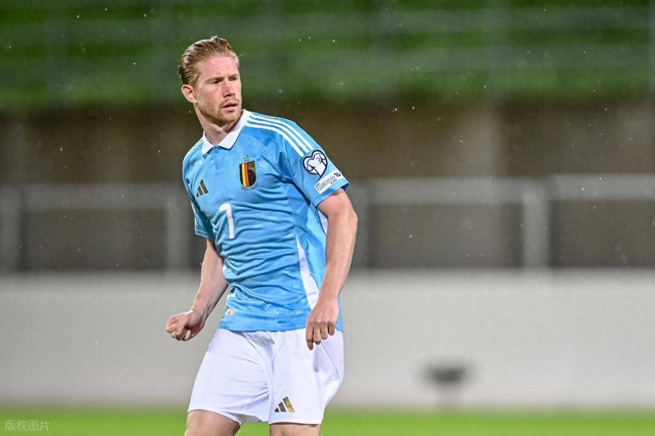 小克鲁伊维特：波兰没给我们太多空间，德容让比赛变得更容易（小克鲁伊维特：波兰给空间有限，德容让比赛更轻松）