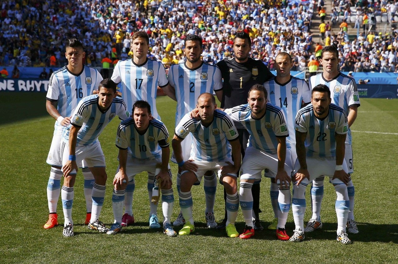 世体：巴萨将启动程序，防止法兰克福球迷“占领”诺坎普再现（世体：巴萨将采取措施，避免法兰克福球迷重演“占领”诺坎普一幕）